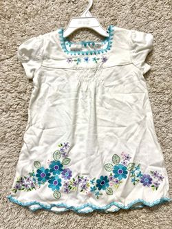  Girl’s dress 4T New