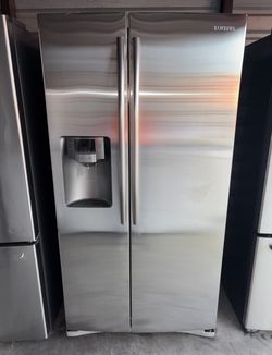 Samsung Stainless Steel Refrigerator And Freezer
