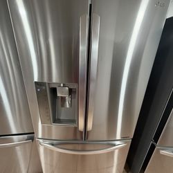 LG 36” French Door Refrigerator 