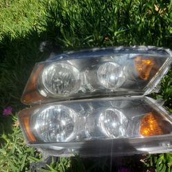 2008 Honda Accord headlights