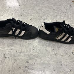 Adidas Superstar Size 8