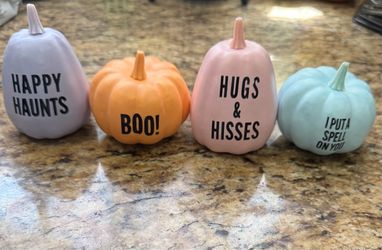 Set of 4 Decorative Halloween Pumpkins