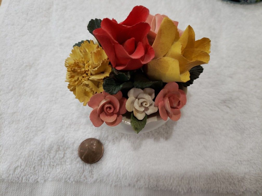 Flowers  / Ceramic.