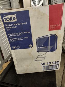 TORK ELAVATION AUTOMATIC PAPER TOWEL DISPENSER