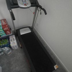 Sunny Health & Fitness Treadmill