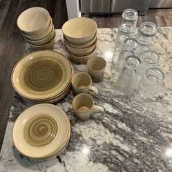 Stoneware Dinnerware