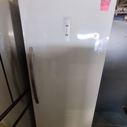 Freezer Frigidaire 