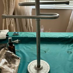 Vanity Free Standing Hand Towel Holder