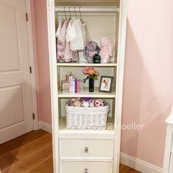 Bellini Baby Bookcase Tower Off White