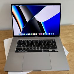 1TB SSD 8-Core i9 2.3GHz 16” MacBook Pro Touch Bar + Touch ID Turbo Boost 4.8GHz 16GB RAM 