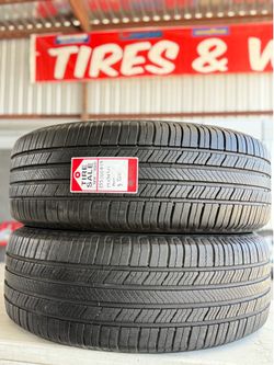 (2) used MICHELIN tires 255/60r19 llantas usadas 255 60 19