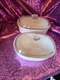 A Set Of Corning Ware Oval Casserole Dishes 