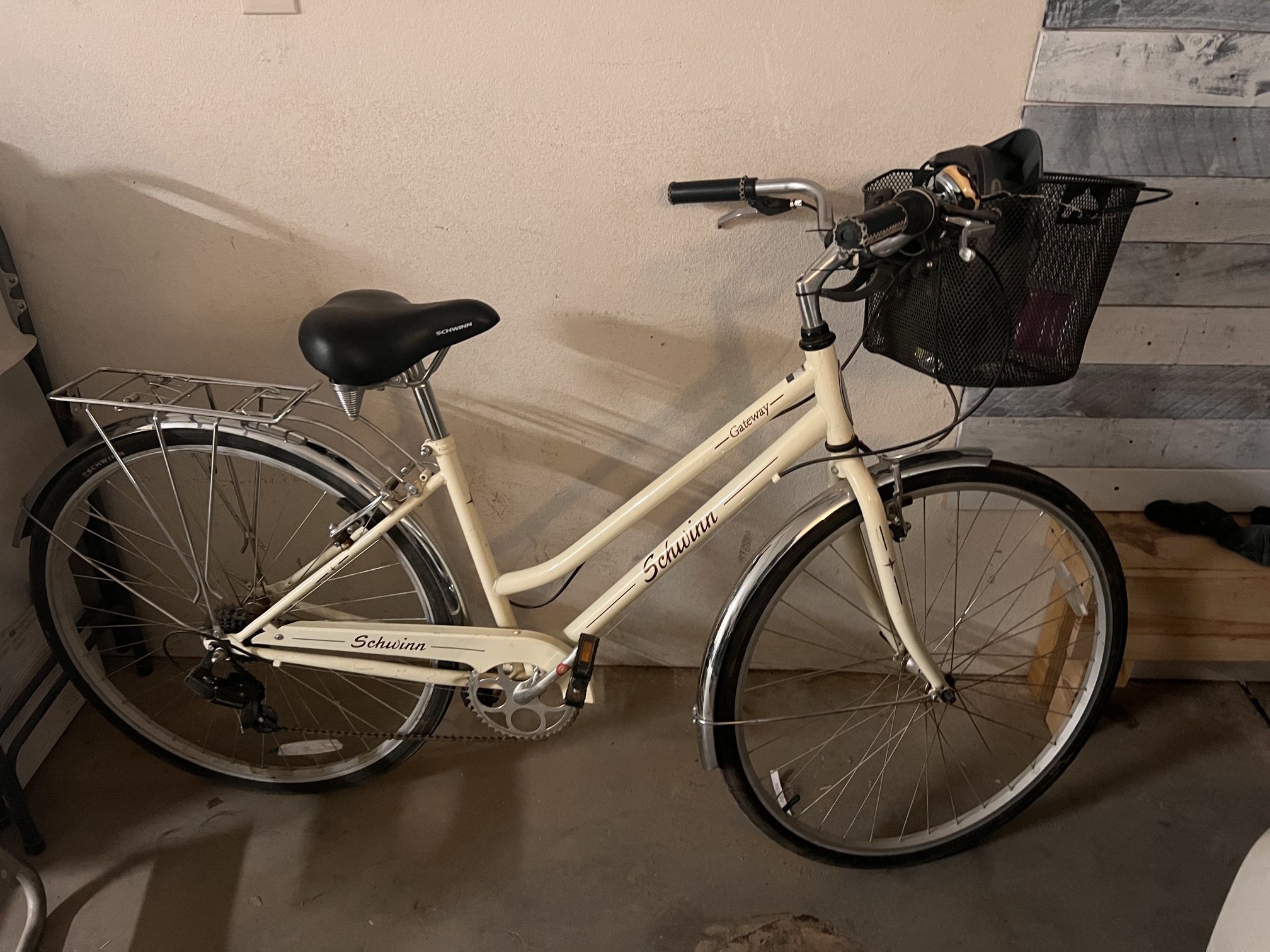 Beach Cruiser/ City Bike