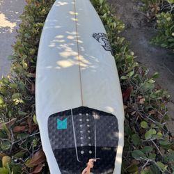 5’11 Lost Surfboard 