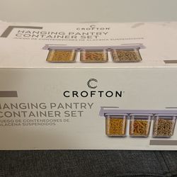 Hanging pantry container set