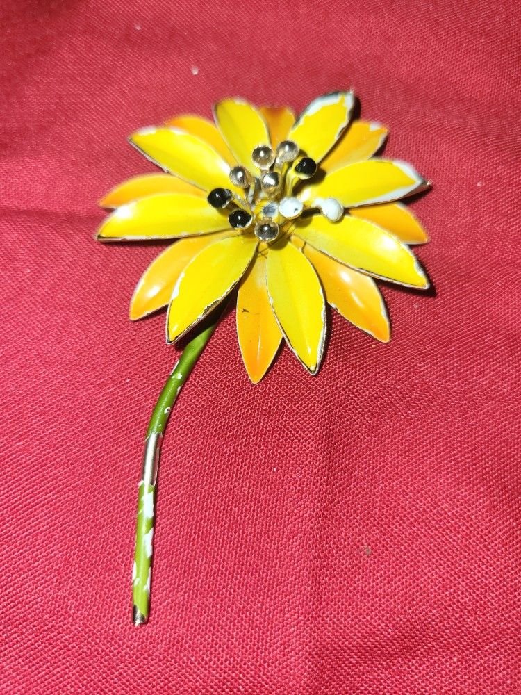Women's Yellow & Orange Metal Flower Brooch