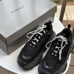 Mens Balenciaga Triple S Sneakers