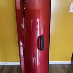 2013. Toyota. Tacoma. Tail Gate. 