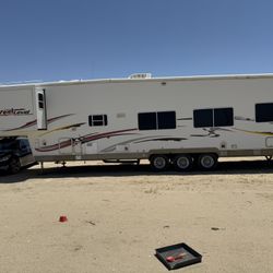 2005 Rv Holiday Next Level Clean Title
