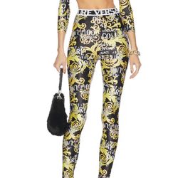 Logo Couture Versace Legging for Sale in Norwalk, CA - OfferUp