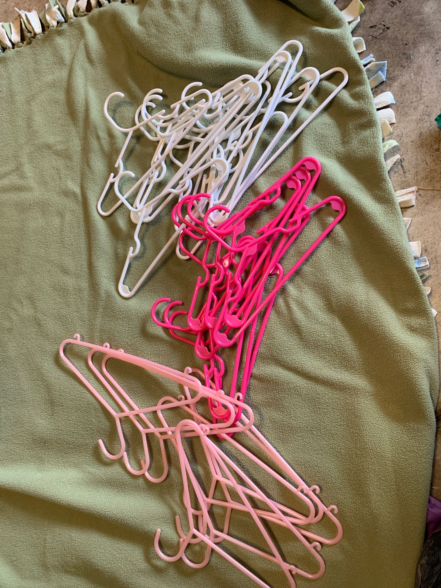 Kids clothes hangers (#28)