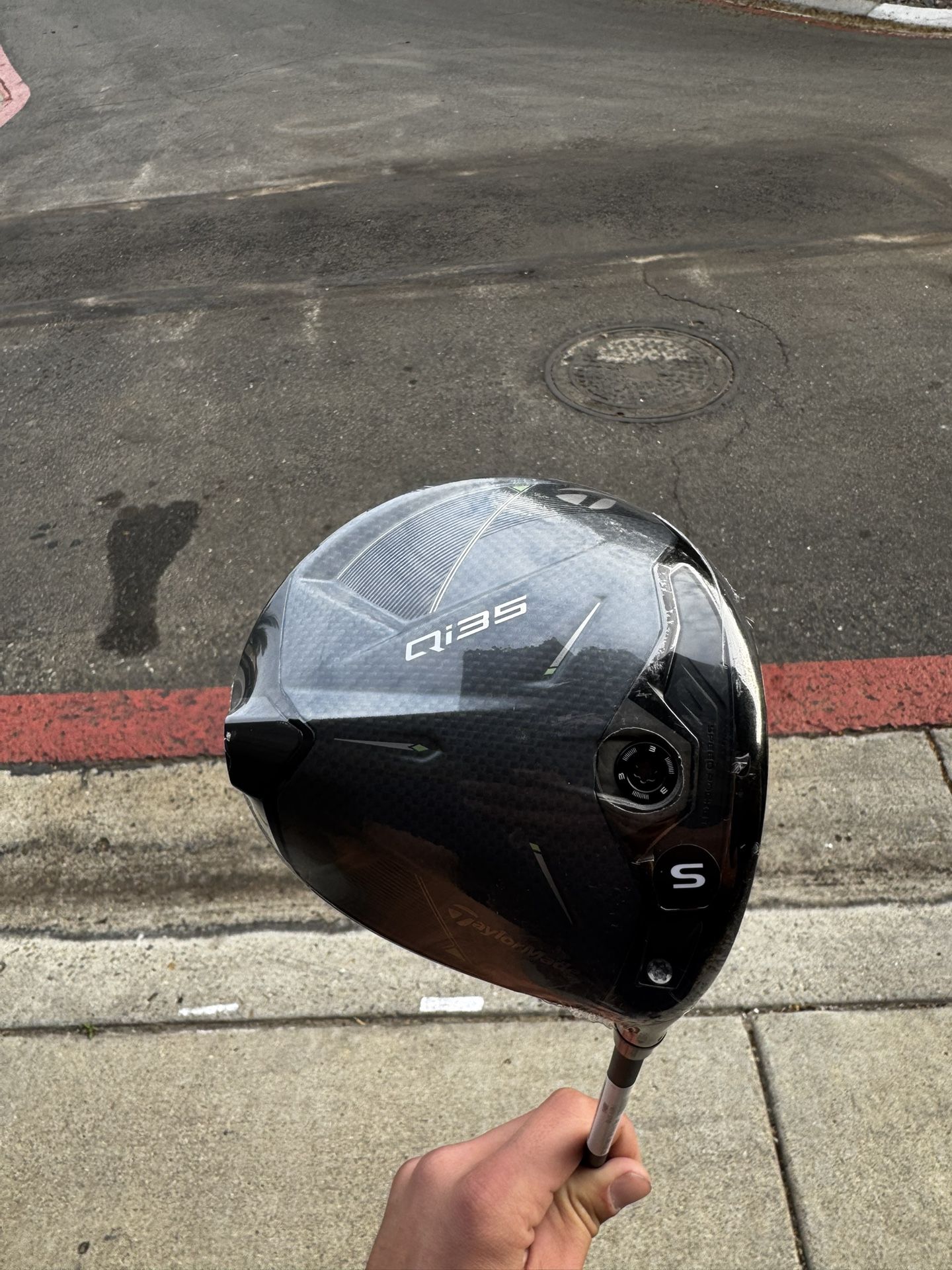 Taylor Made Qi35 Driver - Brand New