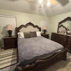 Brown Wood King Bed Set 