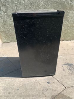 Mini fridge