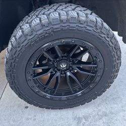 Fuel Off-road Rims And Tires