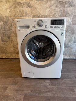 LG washer laundry