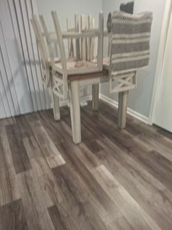 Table With 4 Chairs