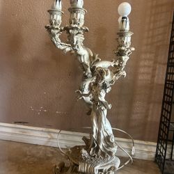 Antique Lamp In Good Condition It Needs 2  Light Bulbs 