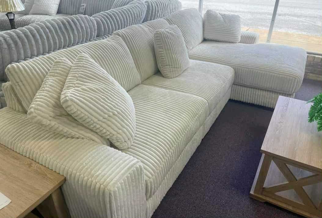 Lindyn Ivory 3 Piece Sectional Chaise