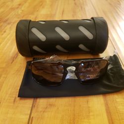 Oakley Badman PRIZM Daily Polarized Sunglasses for Sale in West