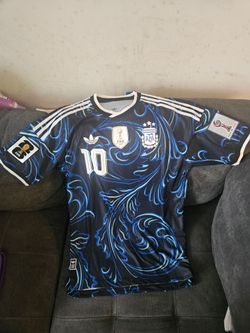 Messi away  cup patches  2xl player version