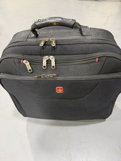 SwissGear Rolling Laptop Case