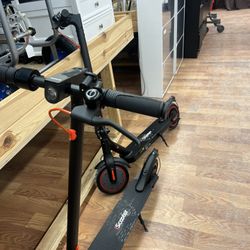 iScooter Electric Scooter 
