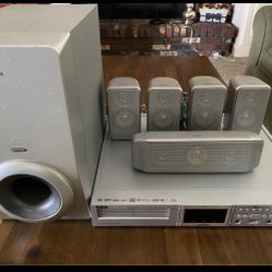 RCA RTD258 Home Theater System 