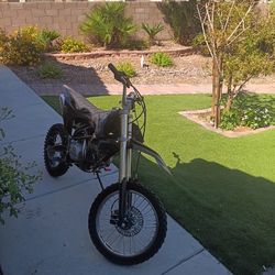 Dirt Bike 