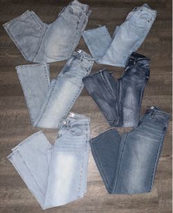 Bundle of teens jeans* Size 00* $40 for all