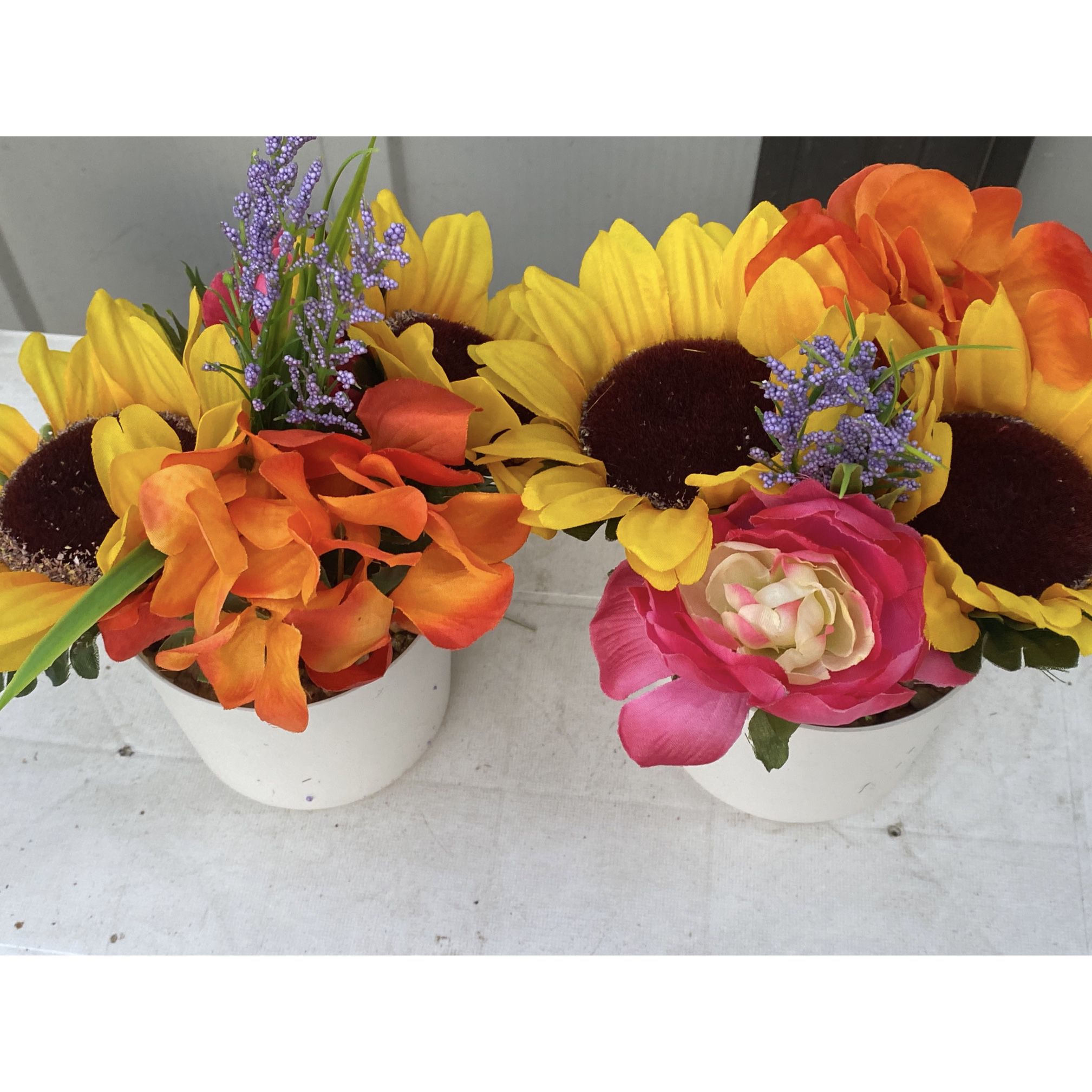 Artificial Decorative Flower Pots.. $1.50 each