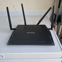 Netgear Nighthawk X4S AC2600 Smart WiFi Router (R7800)