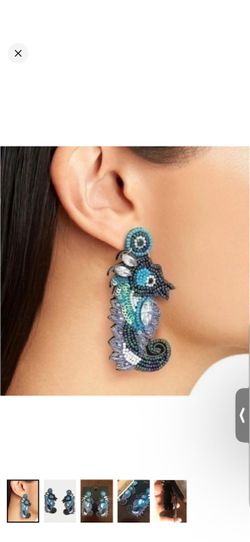 NWT Seahors Beaded Drop Earrings Handmade