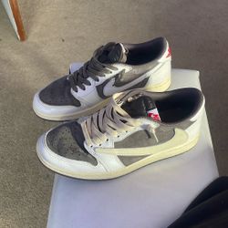 Jordan 1 Travis Scott Reverse 