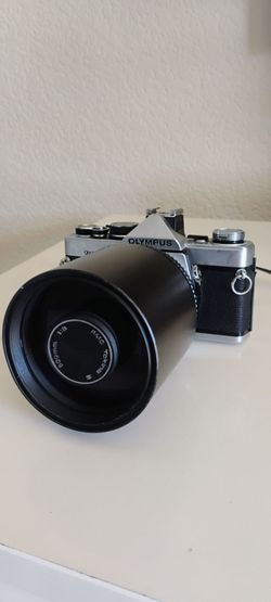 Olympus OM-2, Tokina 500mm Lens, Leather Case, Working/Tested/Recently CLA'D 35mm Film SLR Camera w/ internal Light Meter, Flashable, Program, AUTO/Ma