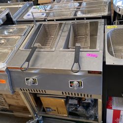 Stainless Deep Fryer With 2 Baskets And Hose New In Box