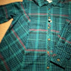 Thin Plaid Top  Ladies 1x / 2X. New