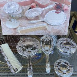 Brush Set For Vanity