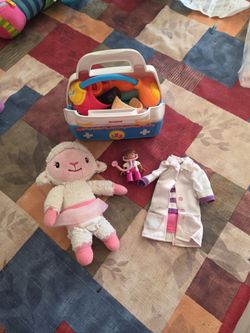 DOC MCSTUFFINS TOYS SEE DESCRIPTION