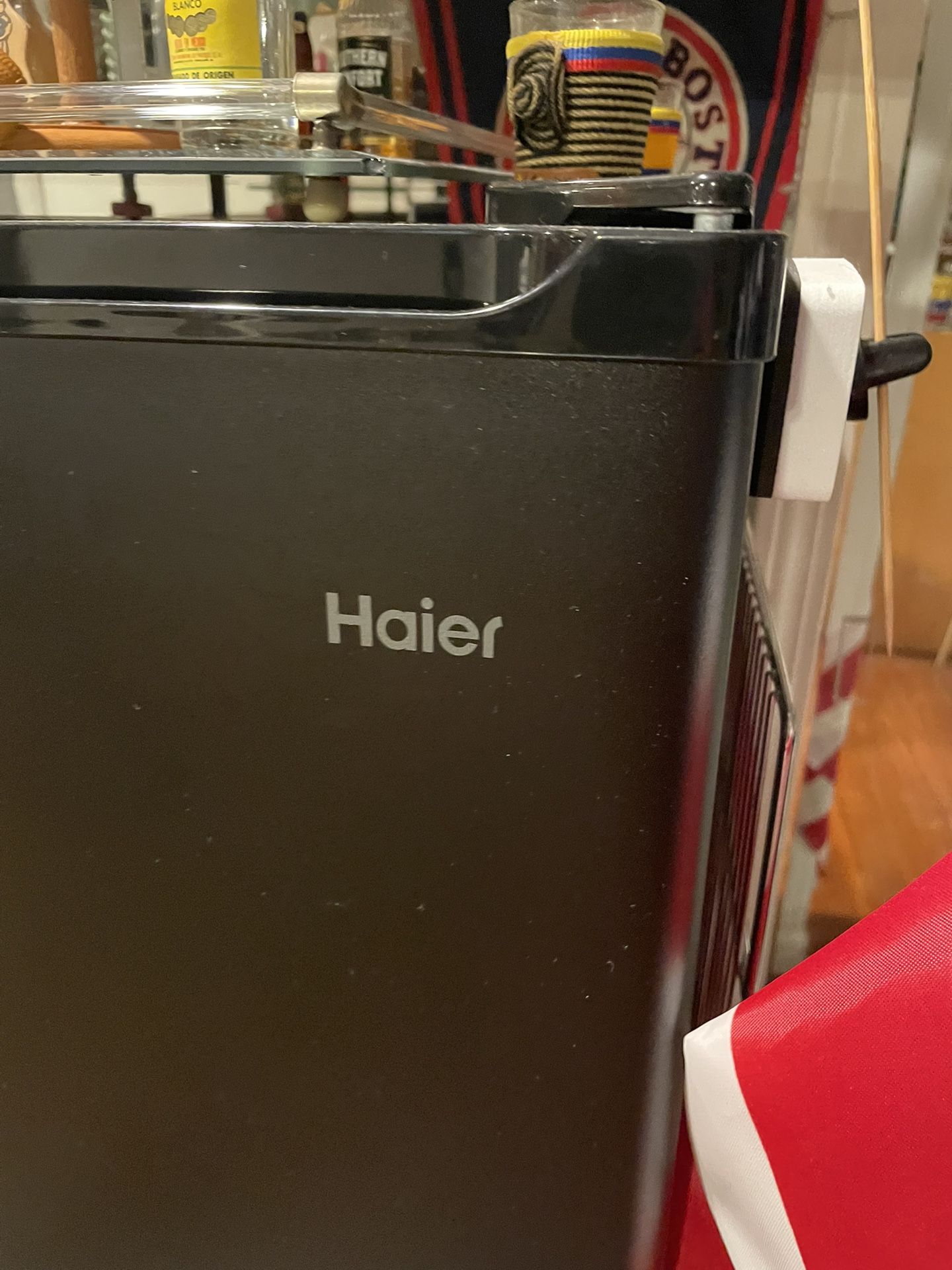 Haier Mini Fridge in Excellent Condition